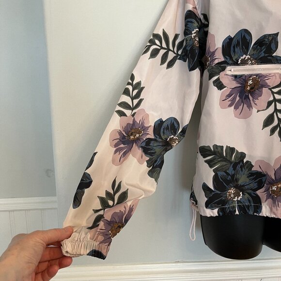 Thread & Supply 1/4 Zip Floral Windbreaker, Size XS - Picture 5 of 13